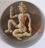 Oud-Khmer Agaat Apsara Godheid Kraal Cabochon - 32 cm, Antiek en Kunst, Antiek | Overige Antiek