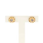 Gouden oorstekers met diamant | 0,04 ct. (rond briljant), Gebruikt, Overige kleuren, Ophalen of Verzenden, Met edelsteen
