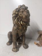 Beeld, statue of golden bronze lion - 45 cm - polyresin