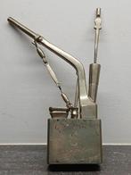 Pijp - Messing, Verzilverd metaal paktong, Verzamelen, Rookartikelen, Aanstekers en Luciferdoosjes, Nieuw