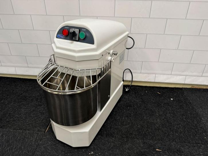 Spiraalkneder - 10 L - 6 Kg Deeg, Zakelijke goederen, Horeca | Keukenapparatuur, Nieuw in verpakking, Bakkerij en Slagerij, Ophalen of Verzenden
