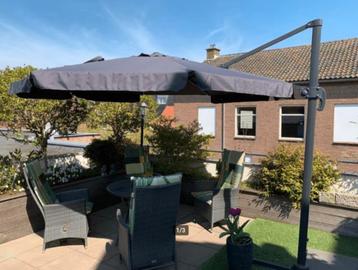 Ronde Zweefparasol Parasol 3,5 meter antraciet / zwart 350cm beschikbaar voor biedingen