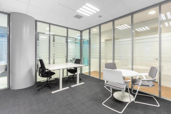 Kantoorruimte in Regus Vinoly, Zakelijke goederen, Bedrijfs Onroerend goed