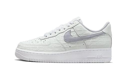 Nike Air Force 1 Low Since 1982 - maat 38.5 (Sneakers), Kleding | Dames, Schoenen, Sneakers of Gympen, Nieuw, Verzenden