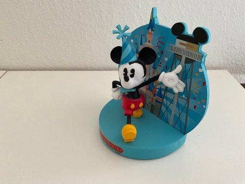 Disney - Beeldje - Disneyland Paris Mickey Mouse beeldje, Verzamelen, Disney
