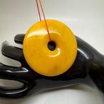 Grote Baltische barnsteen hanger, donutvormige amulet, 53, Antiek en Kunst