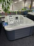 Jacuzzi Anaconda van 6.950 voor 4.950