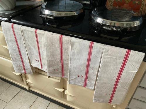 5 linnen theedoeken met bloedrode strepen en initialen L.G., Antiek en Kunst, Antiek | Kleden en Textiel