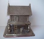 Unieke metalen zilverkleurige sieradendoos - Hoogte 21,5 cm, Antiek en Kunst
