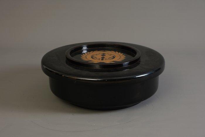 Lidded kashiki  (snoepdoos) - groot - Lak - Japan - Vroeg, Antiek en Kunst, Antiek | Overige Antiek