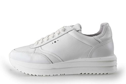 AQA Sneakers in maat 37 Wit | 10% extra korting, Kleding | Dames, Schoenen, Wit, Zo goed als nieuw, Sneakers of Gympen, Verzenden