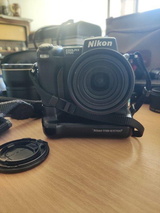 Nikon COOLPIX 5700 Digitale compact camera, Audio, Tv en Foto, Fotocamera's Digitaal