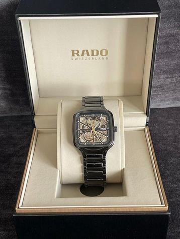 Rado - True Square Automatic Open Heart - R27086162 - Unisex beschikbaar voor biedingen