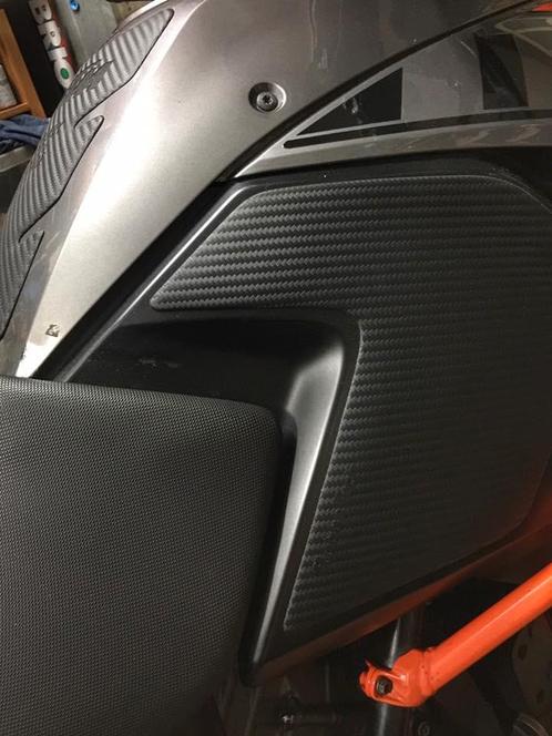 Rubbatech kniepad KTM 1050/1090/1190/1290, Motoren, Onderdelen | Merk-onafhankelijk, Nieuw, Verzenden
