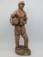 sculptuur, Alpenländische Holzskulptur – Bursche mit