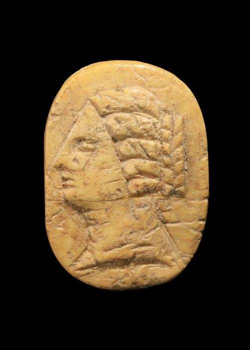 Hellenistisch Ptolemaïsch Been Gouden ring met een portret, Antiek en Kunst, Antiek | Overige Antiek