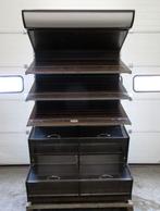 Broodstelling 120cm met 3 schappen en 4 bakken met deksel