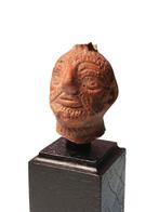Oud-Romeins Romeins terracotta hoofd van een bebaarde man