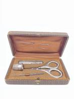 Naaiset - compleet naaisetje