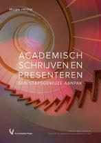 9789086598687 Academisch schrijven en presenteren, Verzenden, Zo goed als nieuw, Marijke van Dijk