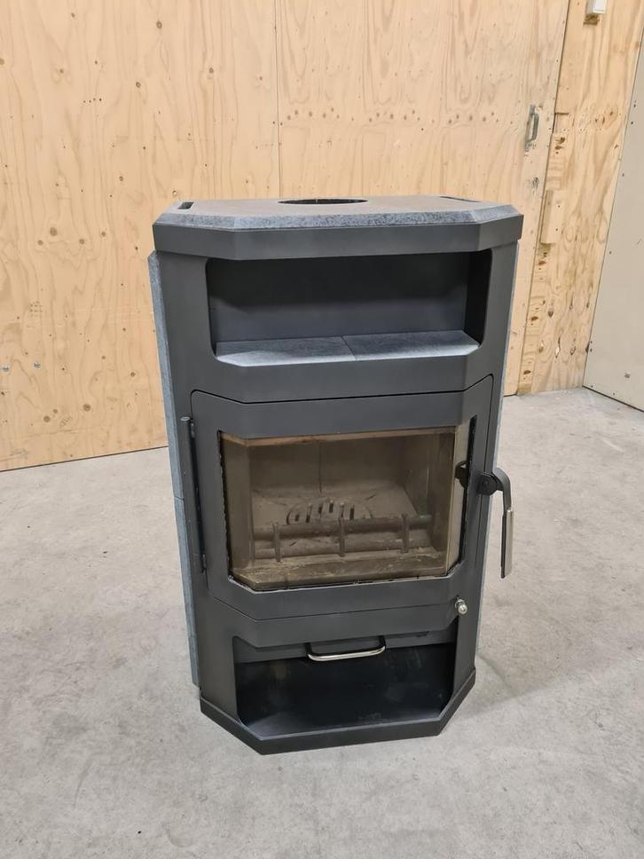 MOOIE SPEKSTEEN HOUTKACHEL MAX 8 KW, Huis en Inrichting, Kachels, Houtkachel, Hout, Gebruikt, Vrijstaand, Ophalen