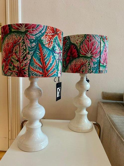 Aro - Tafellamp (2) - Onbekend - Damask katoen - 2 Space Age, Antiek en Kunst, Antiek | Lampen