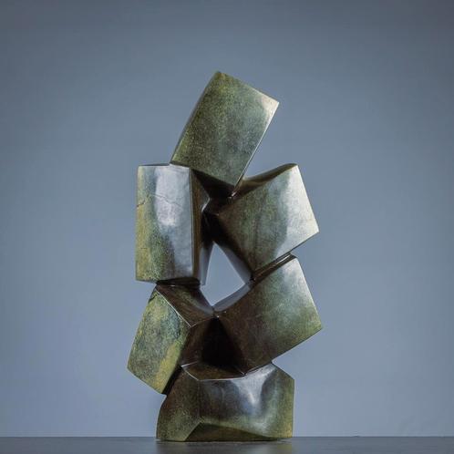 P. Chewa - Stacked faces, Tuin en Terras, Tuinbeelden, Abstract beeld, Nieuw, Steen
