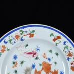 Bord - Assiette aux émaux de la Famille Rose à décor de