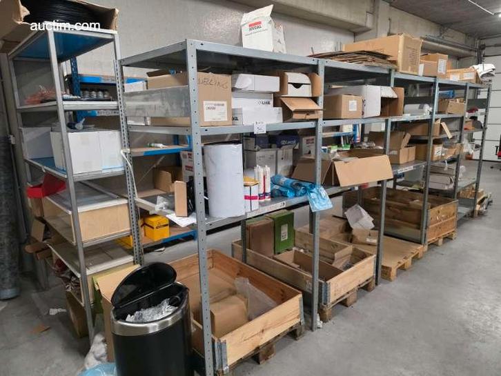 Lijmen en kitten 900 (circa) Den Braven, Sika,..., Zakelijke goederen, Machines en Bouw | Metaalbewerking, Ophalen