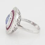 Ring - 18 karaat Witgoud - 7.67ct. tw. Saffier - Robijn -, Nieuw