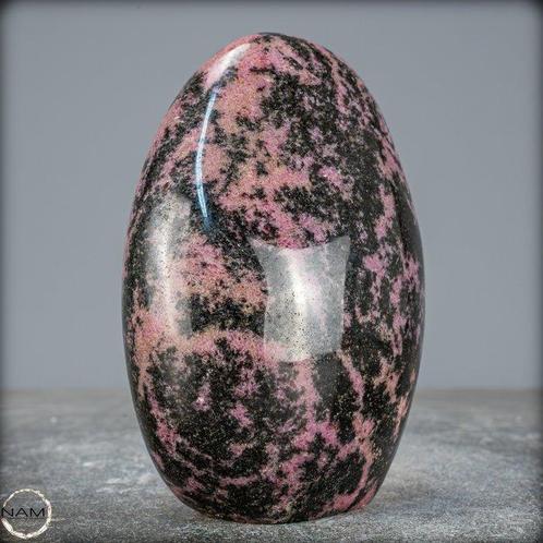 Zeldzame eerste kwaliteit natuurlijke rhodoniet Vrije vorm-, Verzamelen, Mineralen en Fossielen
