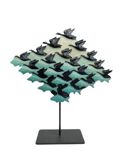 M.C. Escher (1898-1972) - Beeldje, Air and Water - 19 cm -, Antiek en Kunst, Kunst | Designobjecten