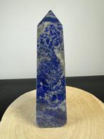 Lapis lazuli met pyriet en calciet Obelisk- 2560 g - (1), Verzamelen, Mineralen en Fossielen