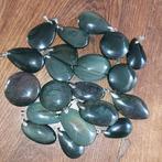 Lot van hangers van obsidiaan, oog der hemel en Manta