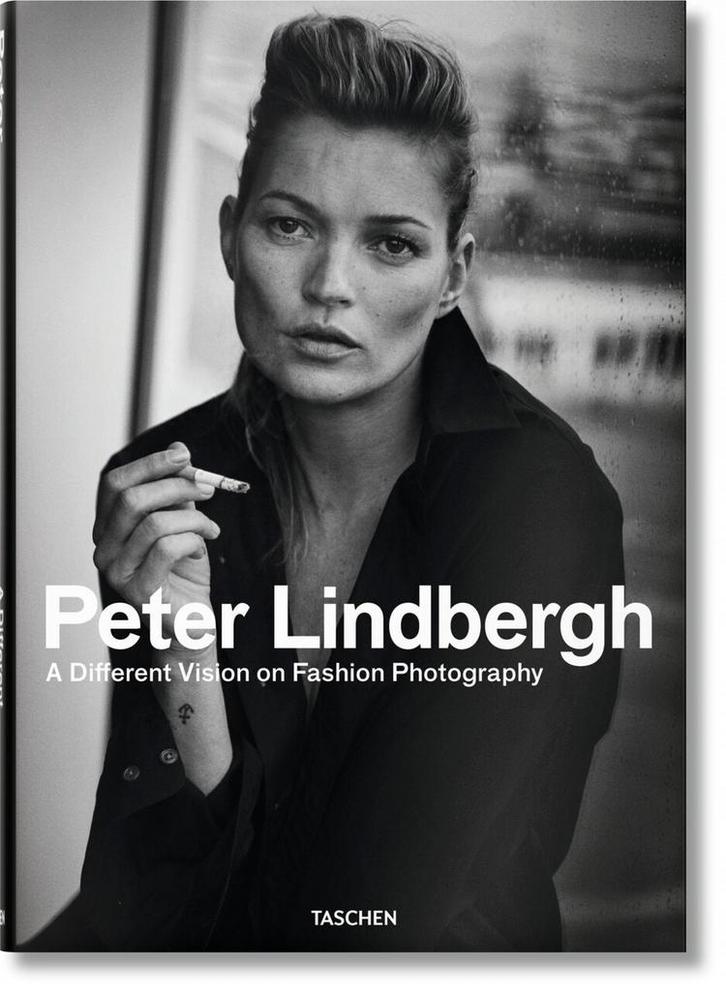 Peter Lindbergh: A Different Vision on Fashion Photography, Boeken, Taal | Engels, Zo goed als nieuw, Verzenden