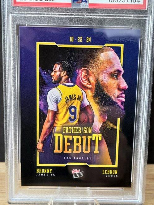 Topps - Now - Bronny James & LeBron James Graded card - PSA, Verzamelen, Stickers