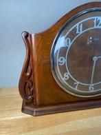Bureauklok - Metamec Electric - Hout - 1940-1950 -