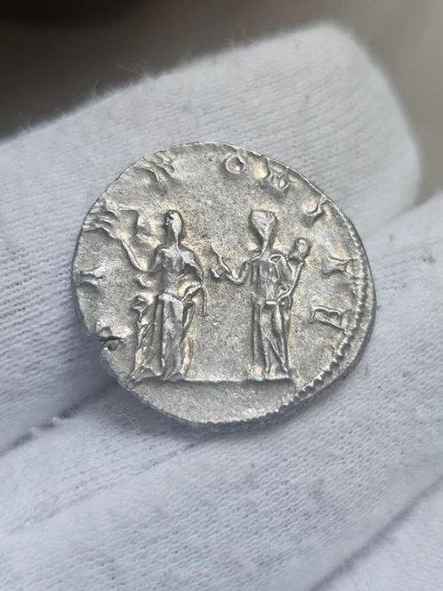 Romeinse Rijk. Trajan Decius (AD 249-251). Antoninianus, Postzegels en Munten, Munten | Europa | Niet-Euromunten