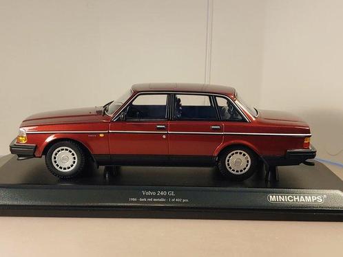 Minichamps 1:18 - Model sedan - Volvo 240 GL Sedan, Hobby en Vrije tijd, Modelauto's | 1:5 tot 1:12