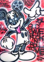 Outside313 - Mickey Mouse X Kiss