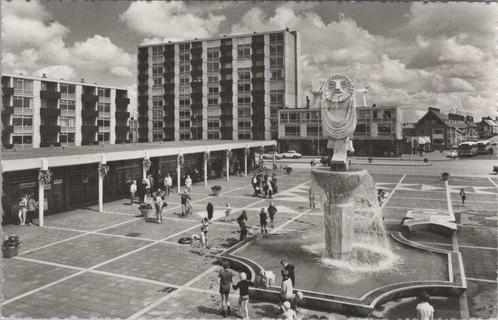NOORDWIJK AAN ZEE - Vuurtorenplein, Verzamelen, Ansichtkaarten | Nederland, Verzenden