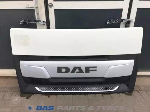 Grille DAF XF106 1892076, Auto-onderdelen, Vrachtwagen-onderdelen, Gebruikt, DAF, Carrosserie en Plaatwerk, Ophalen