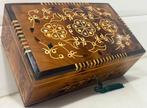 Doos - Palissander, Satijnhout, Thuya, Antiek en Kunst, Curiosa en Brocante