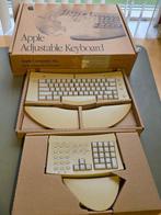 Apple Adjustable Keyboard (M1242) Rare angled retail box, Spelcomputers en Games, Nieuw