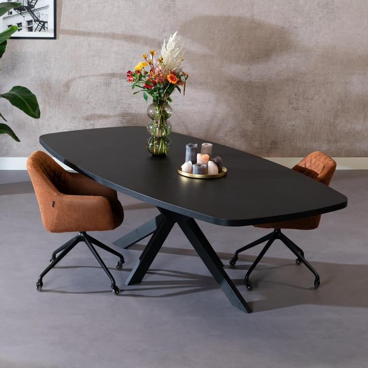 40% Korting: Eettafel Carl melamine zwart deens ovaal 240 x, Huis en Inrichting, Tafels | Eettafels, Zo goed als nieuw, Ophalen