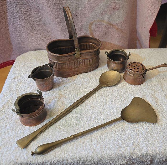 Container (7) - Koper, Messing, Tin - Antico set pentoline, Antiek en Kunst, Antiek | Keukenbenodigdheden