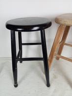 Kruk (2) - Beuken, Grenen - vintage (school)krukken, Antiek en Kunst, Curiosa en Brocante