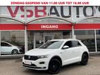 Volkswagen T-Roc 1.5 TSI ACT. 150PK R-LINE LED NAVI CAMERA D, Volkswagen, Wit, Handgeschakeld, Nieuw