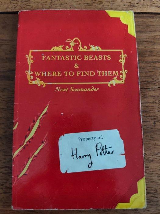J.K.Rowling - Fantastic Beasts & Where to Find Them;, Antiek en Kunst, Antiek | Boeken en Bijbels