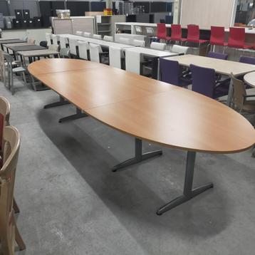 Ahrend 500 3-delige grote kantoortafel - 400x120 cm beschikbaar voor biedingen